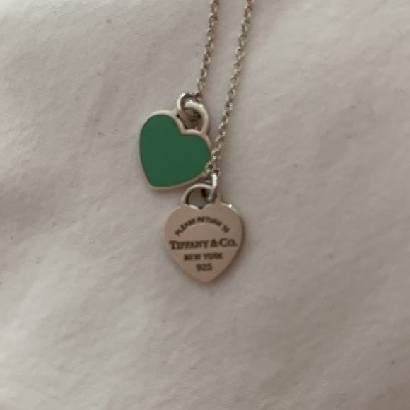 ⭐️SOLD⭐️ AUTHENTIC Tiffany & co double heart necklace ( blue) - Picture 4 of 4